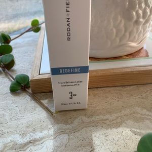 NIB 💙Rodan + Fields💙 Redefine AM daily moisturizer with sunscreen.